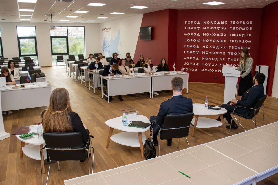 Состоялся II Донбасский юридический форум "Правовое пространство Донбасса: вектор 2026" Состоялся II Донбасский юридический форум "Правовое пространство Донбасса: вектор 2026"