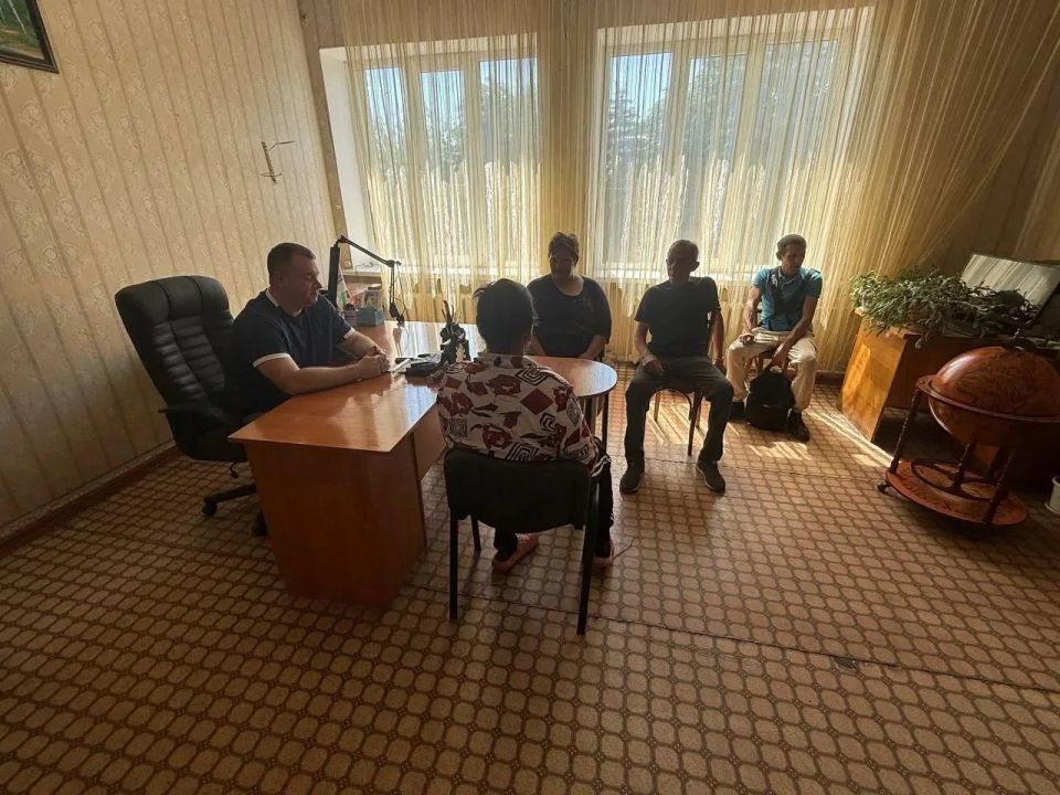 Александр Молчанов, депутат муниципального совета, провел встречу с жителями поселка Кутейниково