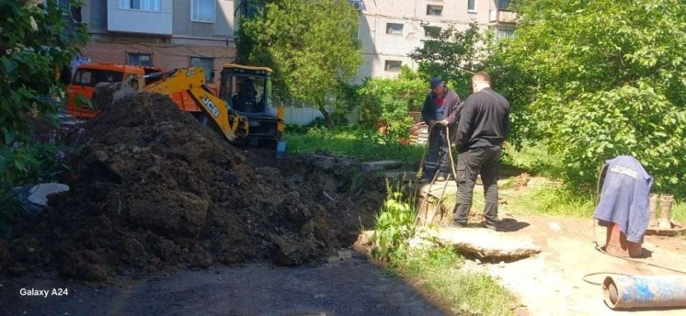Иван Приходько: Объединёнными усилиями специалистов ГУП ДНР «Вода Донбасса» и экспертов из Кузбасса продолжается работа по обеспечению бесперебойной подачи воды в Горловку