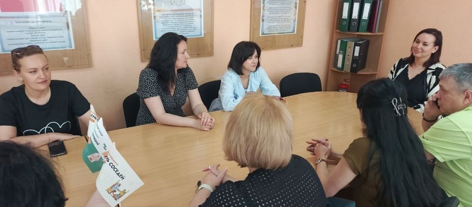 В рамках проекта "Управдом" и акции "Международный день соседей", в Управе Кировского района прошло чаепитие и лекция для Старших по Домам района на тему: "Коммуникация и обеспечение прямого диалога между жильцами и органами... В рамках проекта "Управдом" и акции "Международный день соседей", в Управе Кировского района прошло чаепитие и лекция для Старших по Домам района на тему: "Коммуникация и обеспечение прямого диалога между жильцами и органами...
