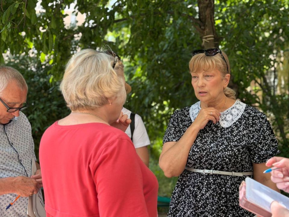 Сегодня руководитель Управы Ворошиловского внутригородского района Администрации городского округа Донецк Татьяна Копылова и член Комитета Народного Совета по труду, занятости, социальной политике и делам ветеранов, депутат...