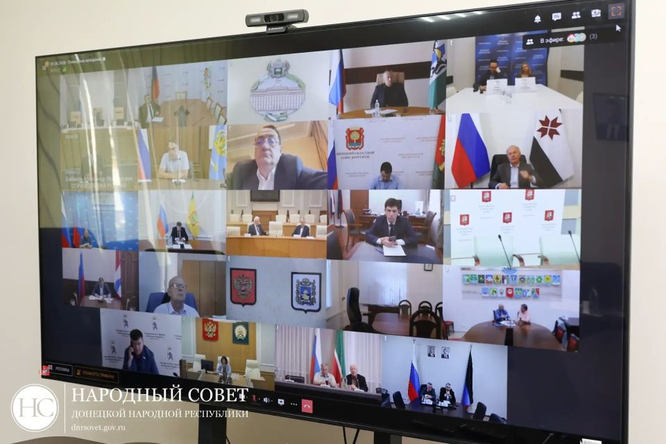 Алексей Дорофеев и Сергей Дмитриев приняли участие в заседании Госдумы Алексей Дорофеев и Сергей Дмитриев приняли участие в заседании Госдумы