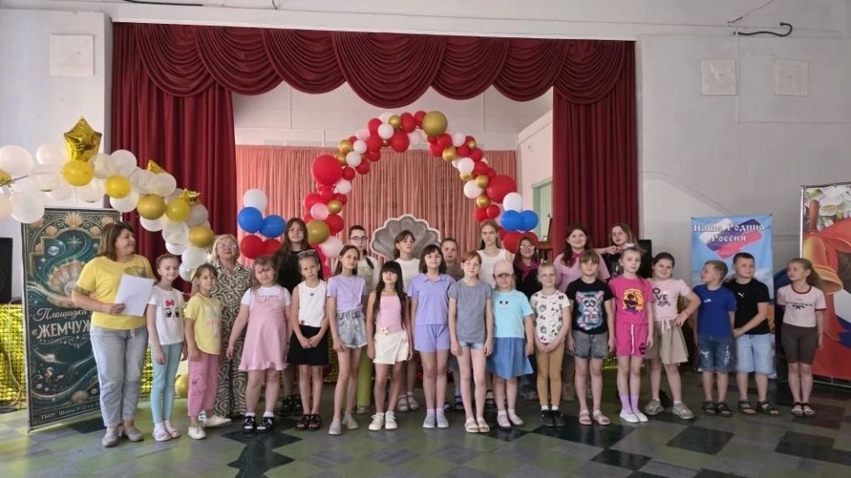 Весёлые каникулы. Время пребывания детей на площадках досуга в лагере при школе №39 городского округа Енакиево проходит весело и содержательно Весёлые каникулы. Время пребывания детей на площадках досуга в лагере при школе №39 городского округа Енакиево проходит весело и содержательно