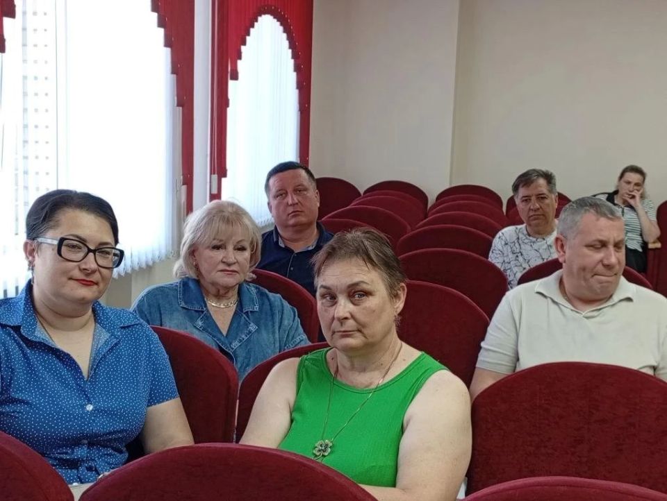На очередном заседании штаба по подготовке к предстоящему отопительному сезону жилого фонда, объектов социальной и коммунальной инфраструктуры обсудили текущие задачи, уделили особое внимание проблемным моментам, с которыми... На очередном заседании штаба по подготовке к предстоящему отопительному сезону жилого фонда, объектов социальной и коммунальной инфраструктуры обсудили текущие задачи, уделили особое внимание проблемным моментам, с которыми...