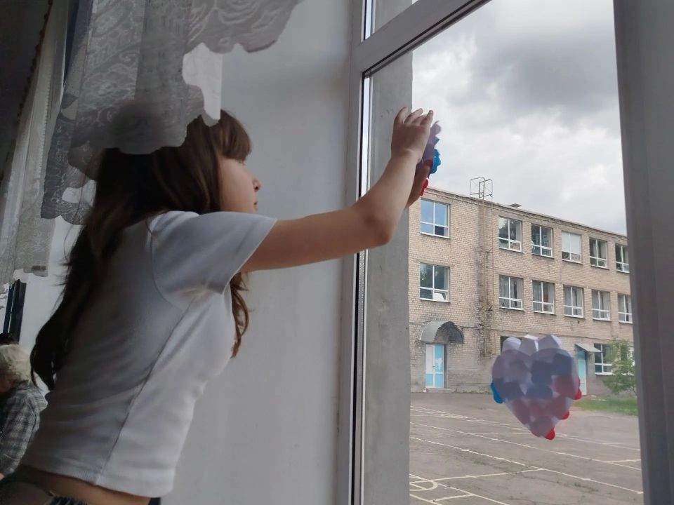 К нам лето жаркое пришло,. С собою праздник привело! К нам лето жаркое пришло,. С собою праздник привело!