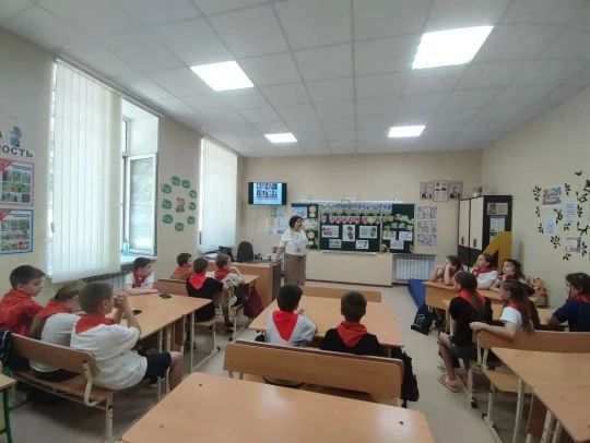 Подвиг молодогвардейцев: как юные патриоты Краснодона боролись с фашизмом Подвиг молодогвардейцев: как юные патриоты Краснодона боролись с фашизмом