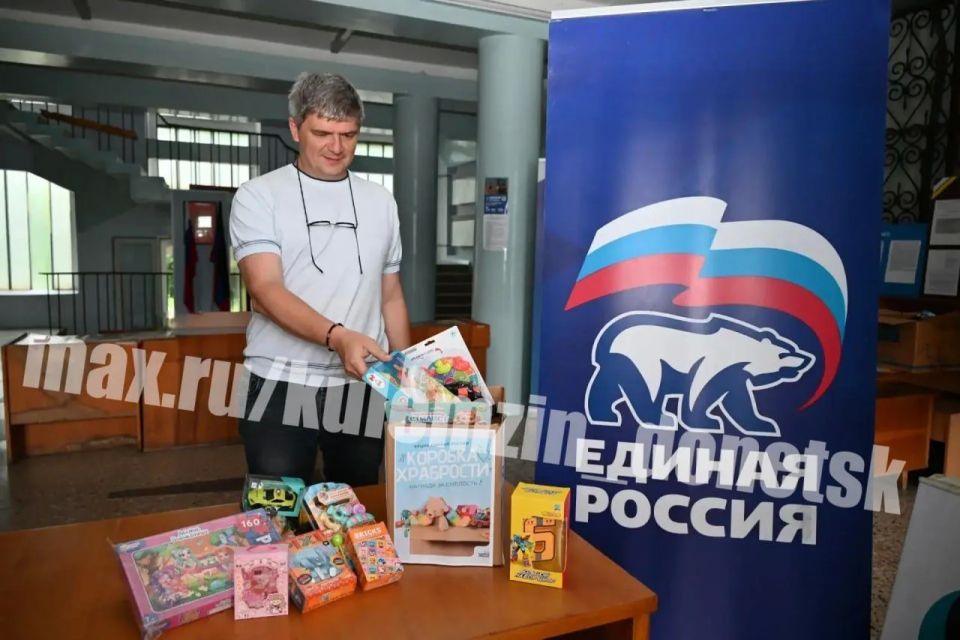 Алексей Кулемзин: В преддверии Дня России для детей-сирот и ребят находящихся под опекой и попечительством организована экскурсия в конно-спортивный клуб «Татерсаль» Алексей Кулемзин: В преддверии Дня России для детей-сирот и ребят находящихся под опекой и попечительством организована экскурсия в конно-спортивный клуб «Татерсаль»