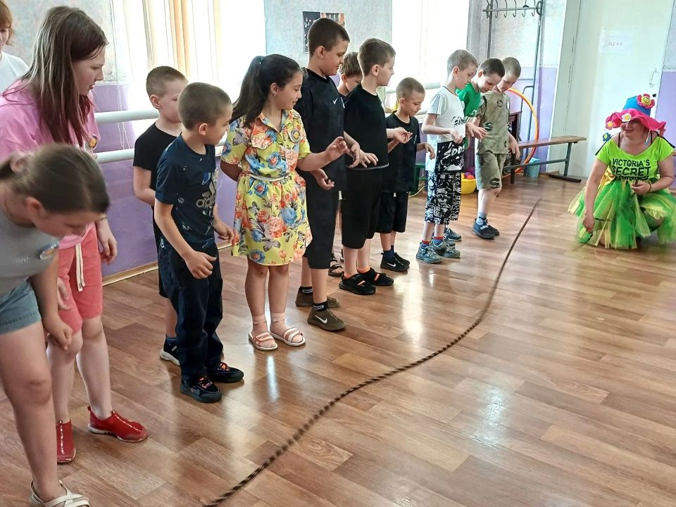 В Снежном прошли культурно-досуговые мероприятия для юных снежнянцев В Снежном прошли культурно-досуговые мероприятия для юных снежнянцев