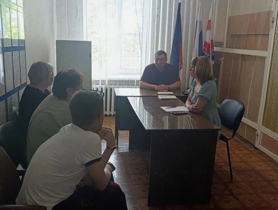 Глава Снежного ответил на вопросы жителей Глава Снежного ответил на вопросы жителей