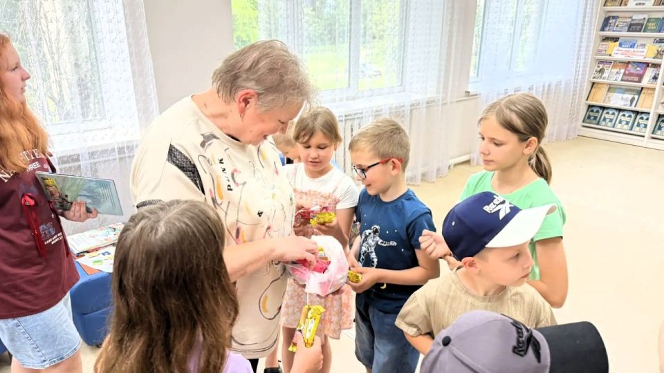 В гости к детям ветеранов-защитников пришла сказка В гости к детям ветеранов-защитников пришла сказка