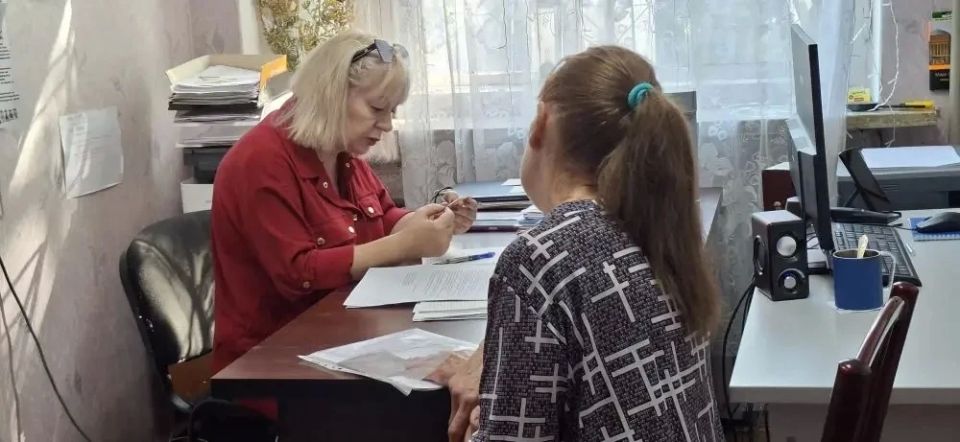 Денис Зубов: В Иловайске состоялся выездной прием представителями СФР Денис Зубов: В Иловайске состоялся выездной прием представителями СФР