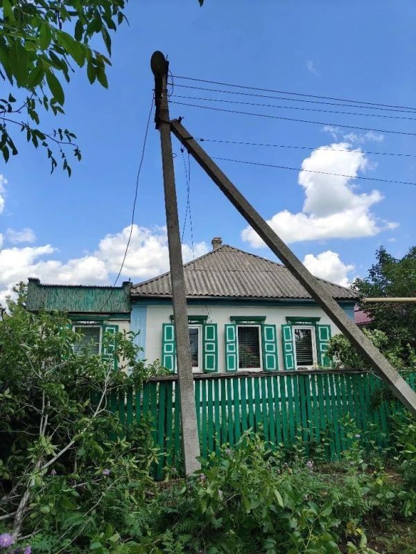 Нижегородские аварийные бригады продолжают работу в Харцызске Нижегородские аварийные бригады продолжают работу в Харцызске
