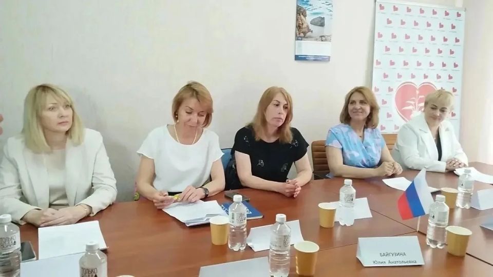 В Донецке открылся новый женский клуб – «Мягкая сила» В Донецке открылся новый женский клуб – «Мягкая сила»