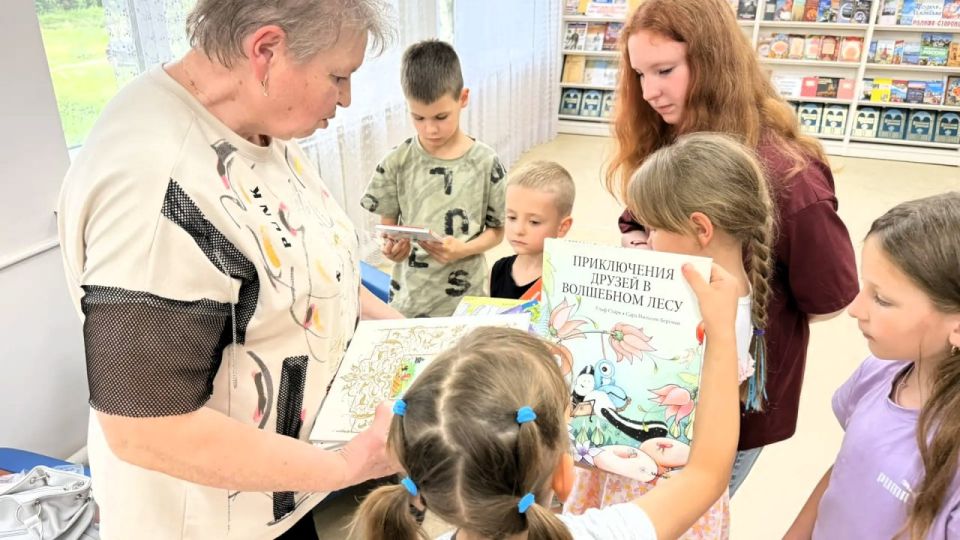 В гости к детям ветеранов-защитников пришла сказка В гости к детям ветеранов-защитников пришла сказка