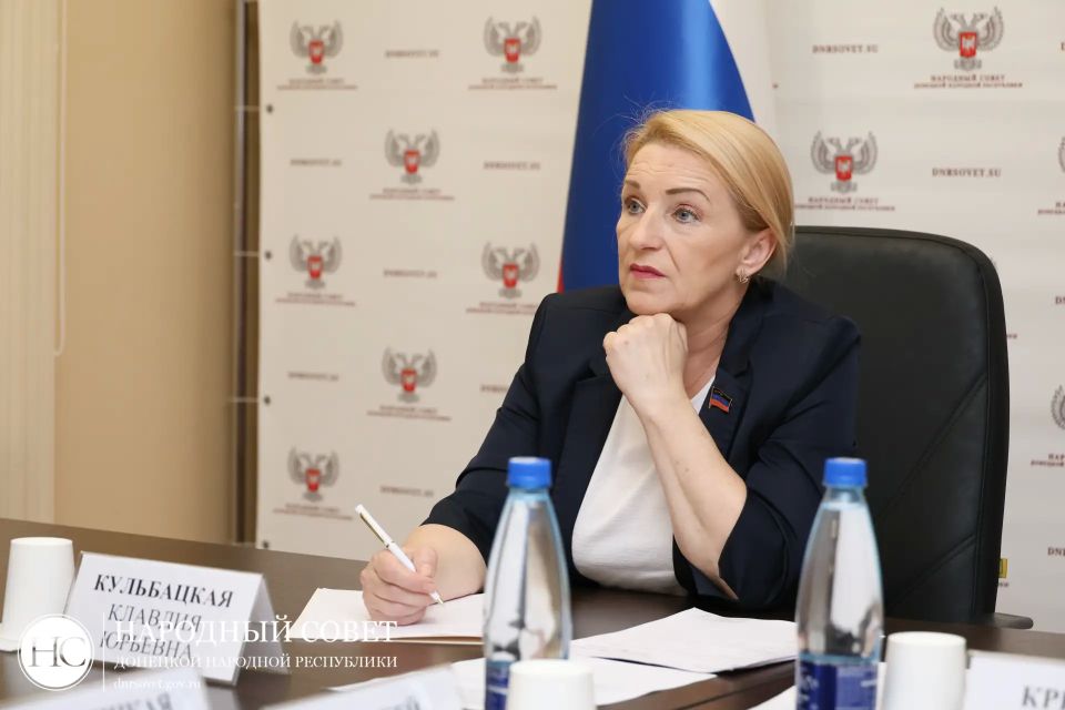 Предупреждение нелегального трудоустройства молодежи обсудили в Народном Совете Предупреждение нелегального трудоустройства молодежи обсудили в Народном Совете