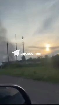 Сообщают о сегодняшнем попадании дрона укрофашистов в заправку на трассе Енакиево-Дебальцево