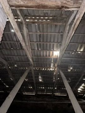 Нижегородские подрядчики проводят ремонт в школе № 2 в Харцызске