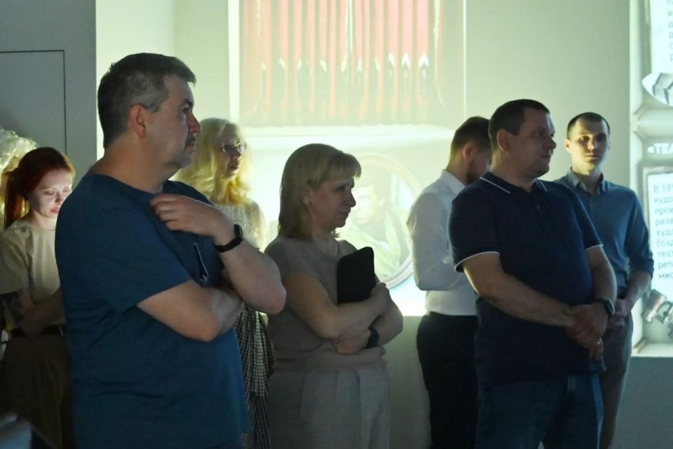 От истоков до современности: в Донецке открылась мультимедийная выставка о жизни артистов театра От истоков до современности: в Донецке открылась мультимедийная выставка о жизни артистов театра