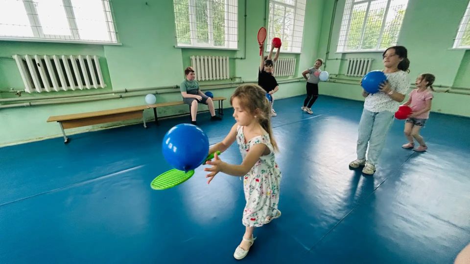 Весело и здорово прошел День здоровья в летнем пришкольном лагере общеобразовательной школы № 4 Весело и здорово прошел День здоровья в летнем пришкольном лагере общеобразовательной школы № 4