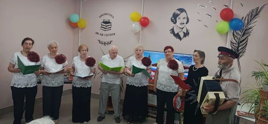 Для пожилых мариупольцев провели информационный час «Великие люди России» Для пожилых мариупольцев провели информационный час «Великие люди России»