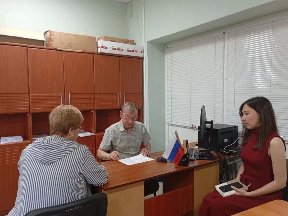 Провел традиционный личный прием в администрации Ясиноватой Провел традиционный личный прием в администрации Ясиноватой