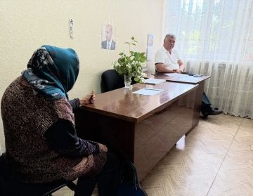 Сегодня, 11 июня, в общественной приемной Партии «Единая Россия» в Управе Кировского внутригородского района Администрации городского округа Макеевка Донецкой Народной Республики состоялся прием граждан депутатом Макеевского...