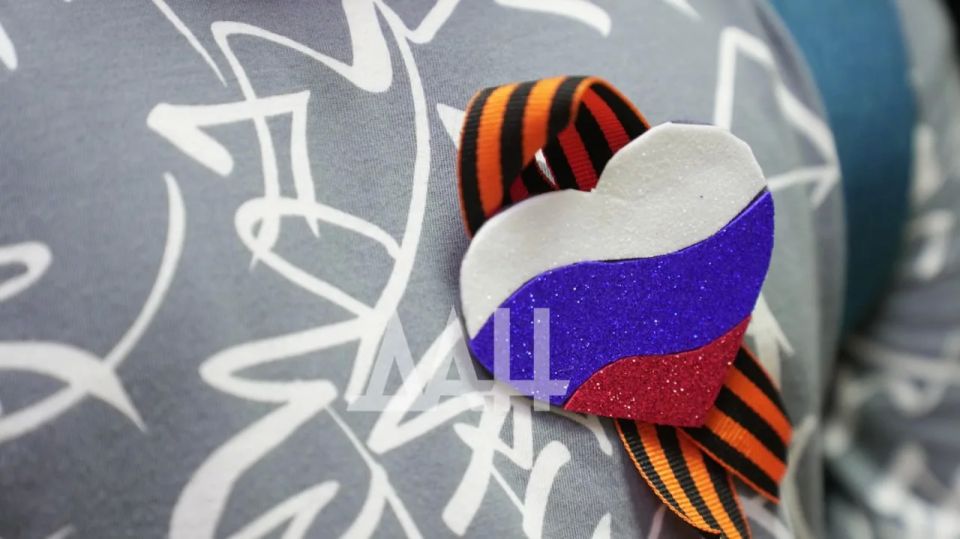 «Милее нет на свете края». Выставку ко Дню России открыли в краеведческом музее «Милее нет на свете края». Выставку ко Дню России открыли в краеведческом музее
