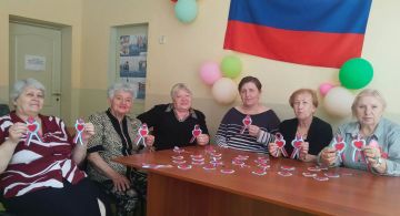 Пенсионеры Ильичевского района приняли участие в патриотическом мастер-классе