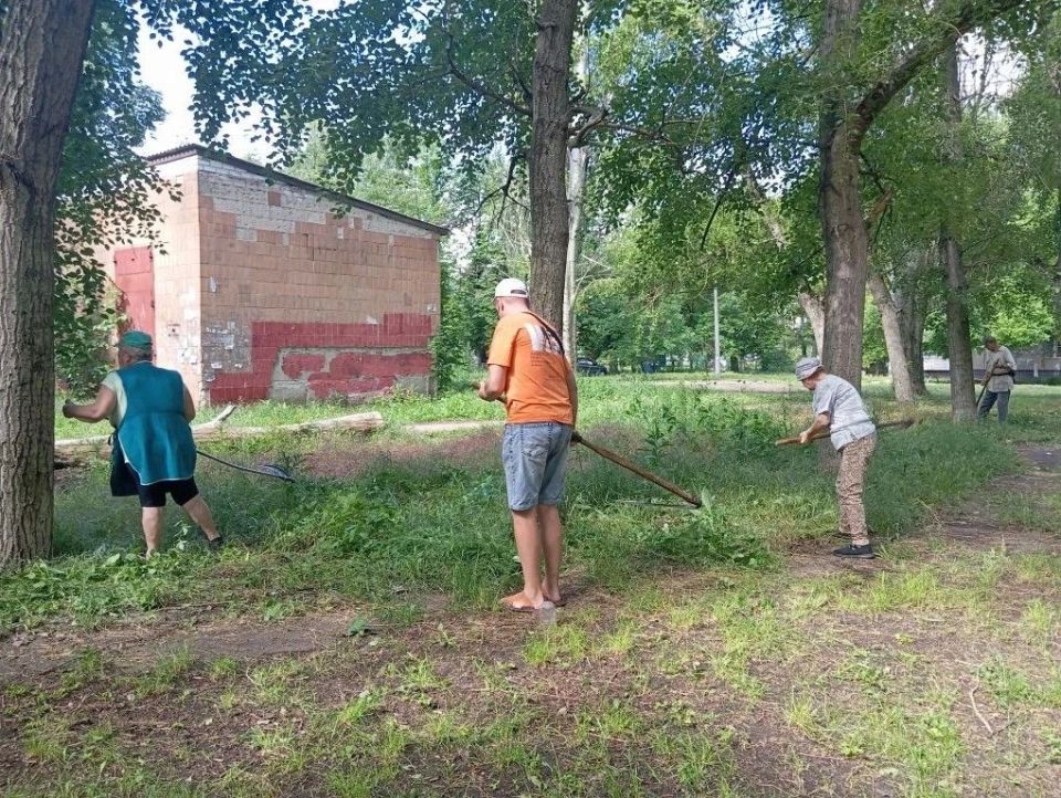 Елена Рязанцева: В Пролетарском внутригородском районе прошла традиционная акция "Чистый четверг" в рамках проекта "Городская среда" Елена Рязанцева: В Пролетарском внутригородском районе прошла традиционная акция "Чистый четверг" в рамках проекта "Городская среда"