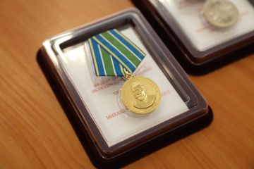 Личный состав ГУФСИН России по ДНР наградили ко Дню России