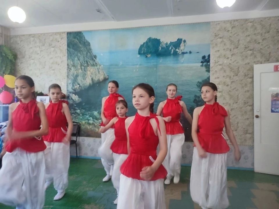 Праздник патриотизма и тепла: День России в Центре социального обслуживания населения Праздник патриотизма и тепла: День России в Центре социального обслуживания населения