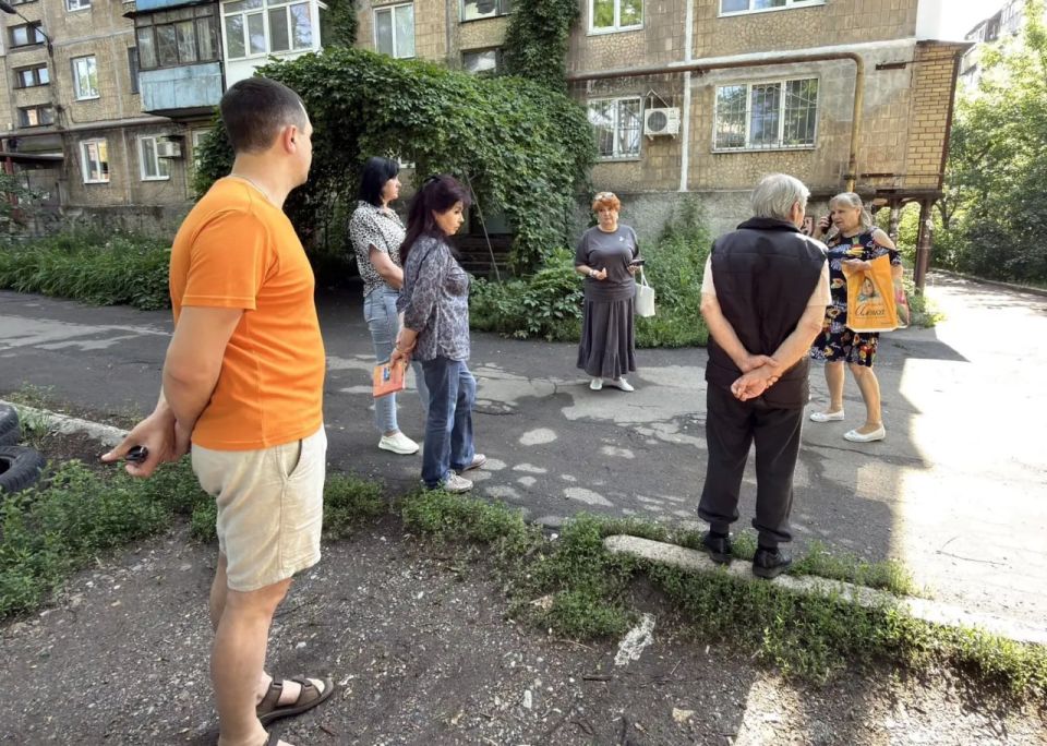 Иван Адамец: В Куйбышевском районе продолжается реализация проекта «Управдом» Иван Адамец: В Куйбышевском районе продолжается реализация проекта «Управдом»