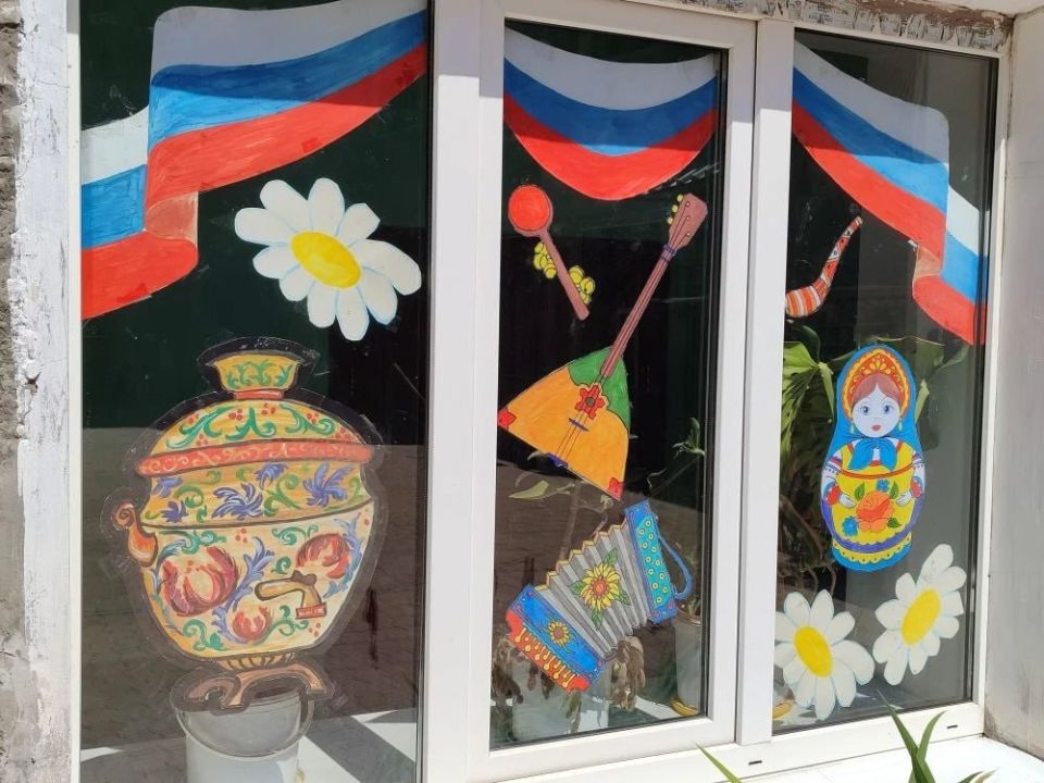 Иван Адамец: Каждое 12 июня мы с гордостью отмечаем День России — важный праздник для всех, кто живёт в нашей стране Иван Адамец: Каждое 12 июня мы с гордостью отмечаем День России — важный праздник для всех, кто живёт в нашей стране