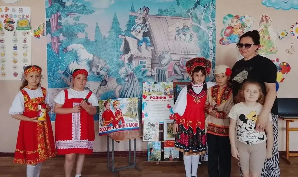 День России — это праздник национального единения, свободы и гражданского мира, который ежегодно отмечается 12 июня