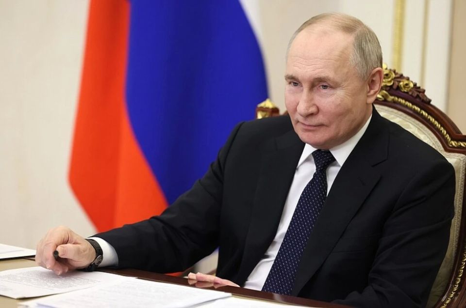 Путин: патриотизм россиян поможет победить всех врагов