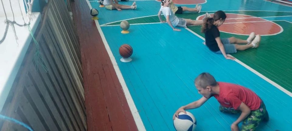 В рамках детского спортивного проекта партии «Детский спорт» – День седьмой на пришкольной площадке «Солнышко» прошёл под названием «День здоровья» — В здоровом теле здоровый дух! В рамках детского спортивного проекта партии «Детский спорт» – День седьмой на пришкольной площадке «Солнышко» прошёл под названием «День здоровья» — В здоровом теле здоровый дух!