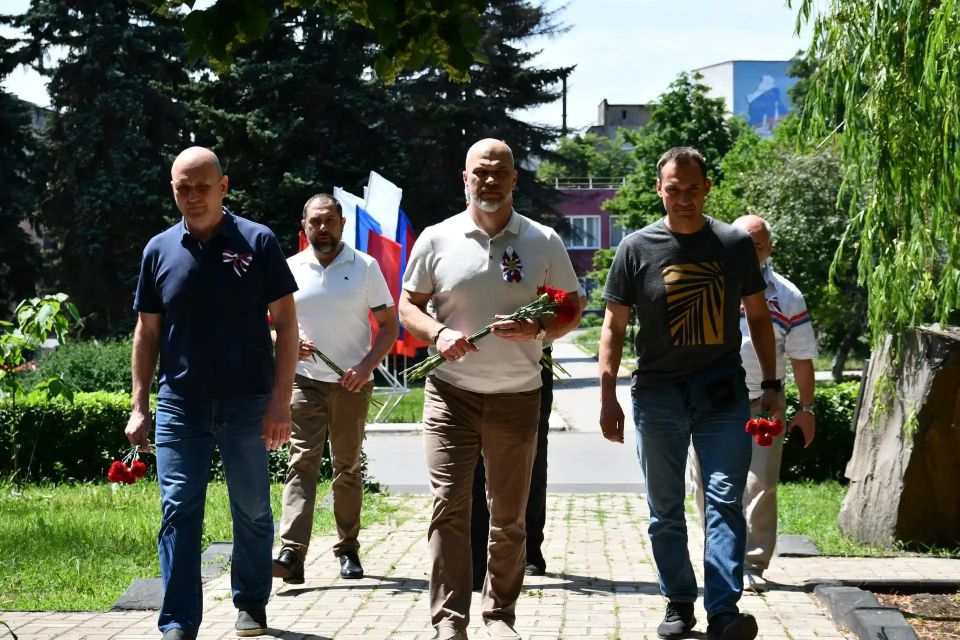 Сегодня мы отмечаем важный день в истории нашей страны
