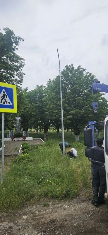 В селах Марьяновского территориального отдела продолжается установка альтернативного освещения В селах Марьяновского территориального отдела продолжается установка альтернативного освещения