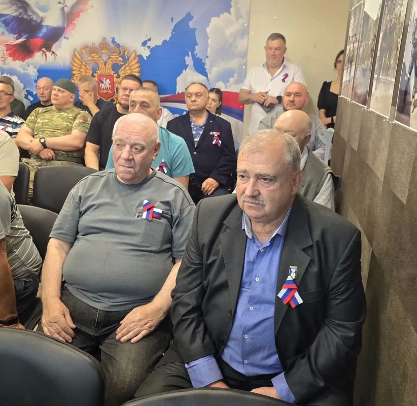 Дмитрий Огилец: Провёл расширенное правление Донецкой городской организации "Российский союз ветеранов Афганистана и специальных военных операций" Дмитрий Огилец: Провёл расширенное правление Донецкой городской организации "Российский союз ветеранов Афганистана и специальных военных операций"