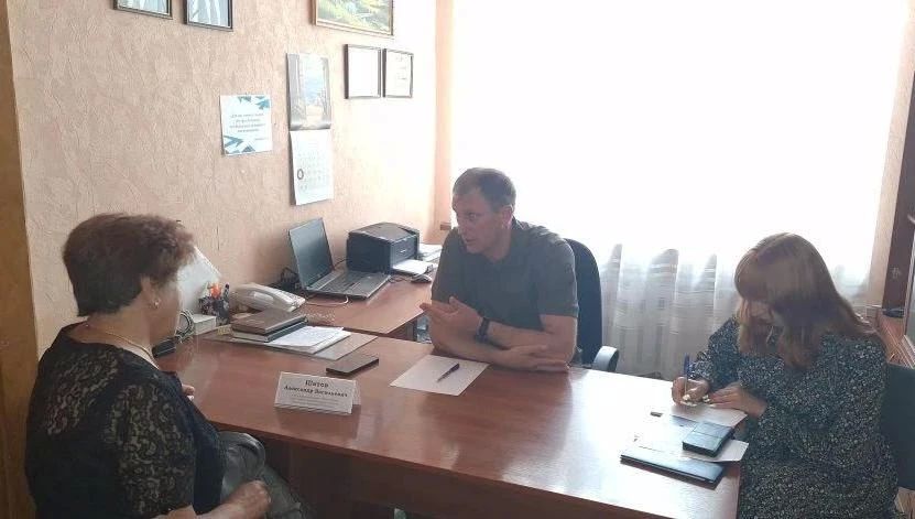 Глава Шахтерского округа провел прием граждан Глава Шахтерского округа провел прием граждан
