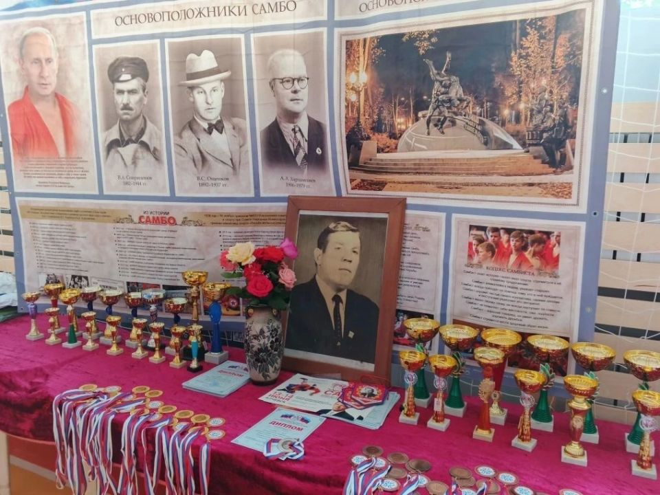 14 июня 2026 года в городе Алчевске прошёл Республиканский турнир по самбо, посвящённый памяти заслуженного тренера, мастера спорта СССР, основателя самбо В. Е. Хоменко 14 июня 2026 года в городе Алчевске прошёл Республиканский турнир по самбо, посвящённый памяти заслуженного тренера, мастера спорта СССР, основателя самбо В. Е. Хоменко