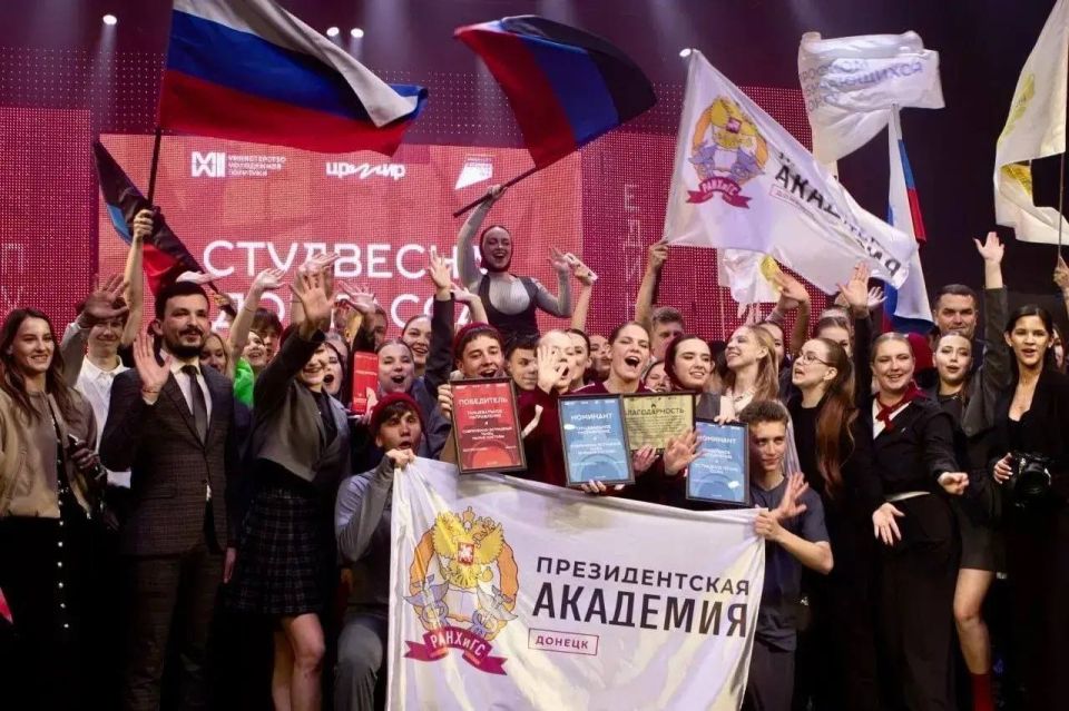 Денис Пушилин: Продолжаем в Республике создавать условия для развития подрастающего поколения Денис Пушилин: Продолжаем в Республике создавать условия для развития подрастающего поколения