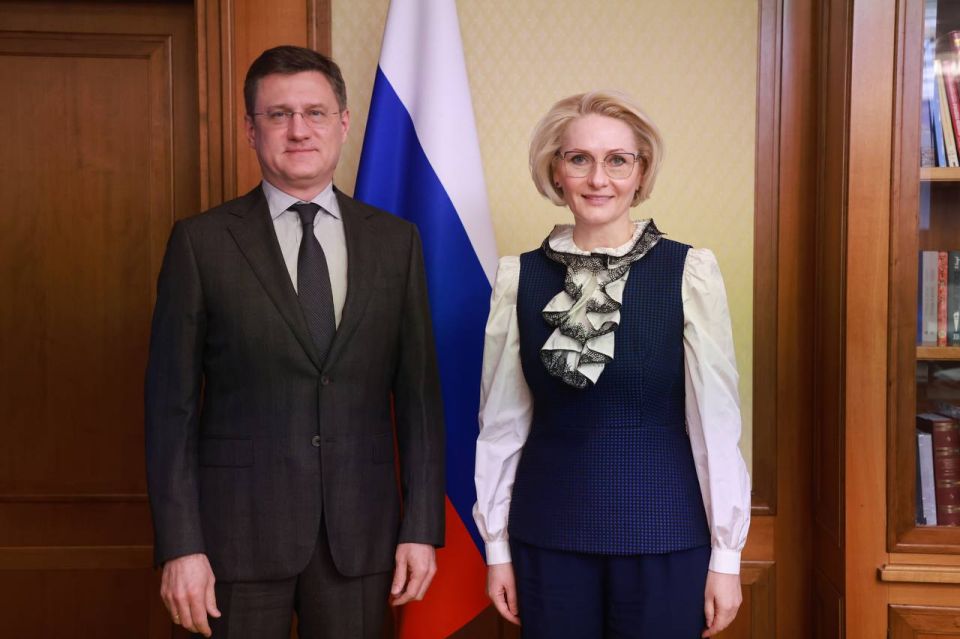 Виктория Абрамченко: Встретилась с заместителем Председателя Правительства России Александром Новаком