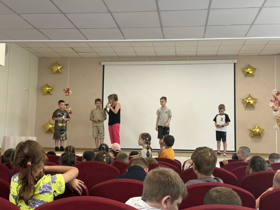 Остров «Вежливости». В пришкольном оздоровительном лагере «Чайка», 15 июня, дети посетили остров «Вежливости» Остров «Вежливости». В пришкольном оздоровительном лагере «Чайка», 15 июня, дети посетили остров «Вежливости»