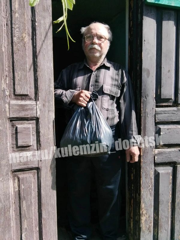 Алексей Кулемзин: Администрация городского окркга Донецк продолжает оказывать помощь населению пгт Великая Новоселка Алексей Кулемзин: Администрация городского окркга Донецк продолжает оказывать помощь населению пгт Великая Новоселка