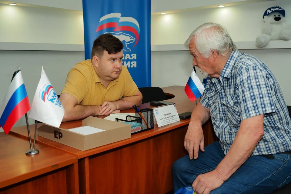 В общественной приёмной единороссов нашли ответы на самые сложные вопросы В общественной приёмной единороссов нашли ответы на самые сложные вопросы
