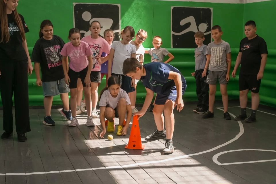 Вдох глубокий, руки шире!. Отдел спорта и туризма совместно с отделом молодежной политики Администрации Старобешевского муниципального округа провели спортивную эстафету «Вдох глубокий, руки шире!» на базе ГБОУ... Вдох глубокий, руки шире!. Отдел спорта и туризма совместно с отделом молодежной политики Администрации Старобешевского муниципального округа провели спортивную эстафету «Вдох глубокий, руки шире!» на базе ГБОУ...