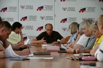 16 июня под председательством заместителя главы администрации городского округа Дебальцево Евгением Глебовым прошло заседание Общественной комиссии по обеспечению реализации муниципальной программы городского округа...