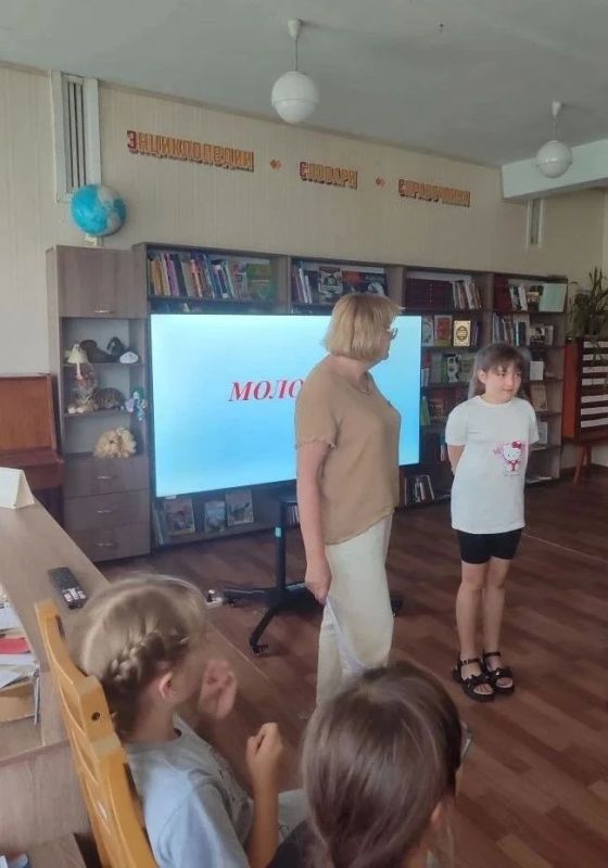 Игра-практикум «Азбука этикета, или Школа вежливых наук» Игра-практикум «Азбука этикета, или Школа вежливых наук»