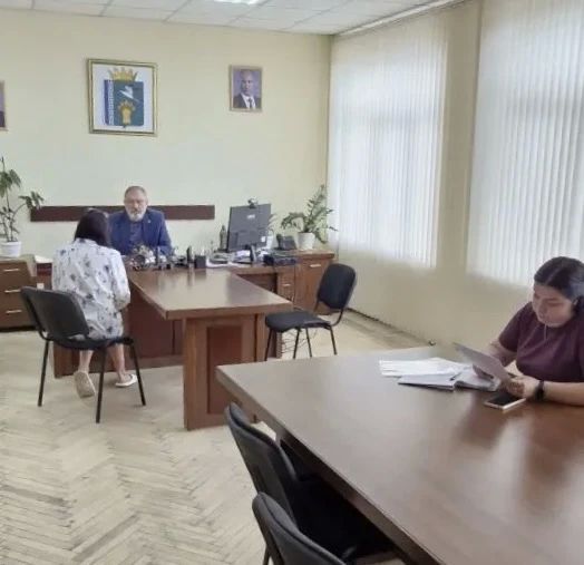 Сегодня провел личный прием жителей Сегодня провел личный прием жителей